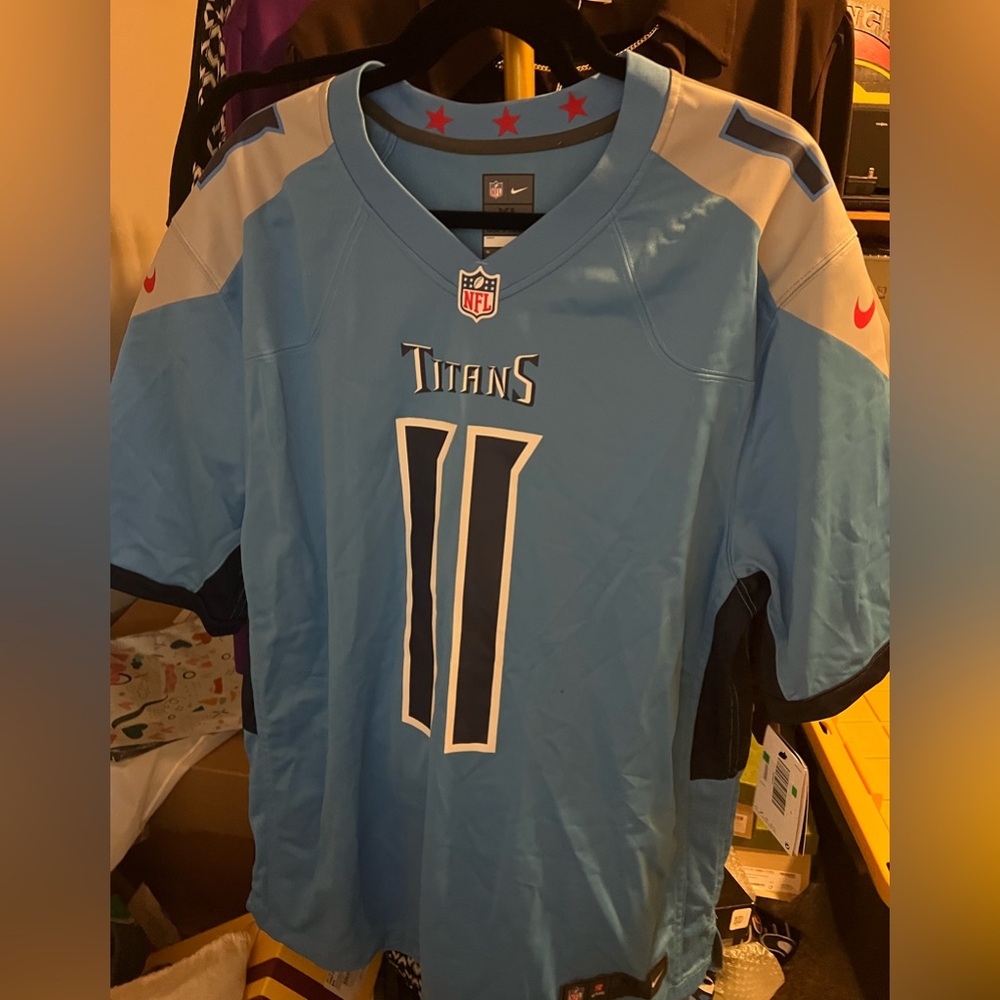 Tennessee Titans XL Jersey Brown #11